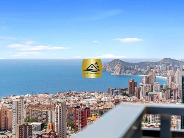 Ático en venta en la Marina Baixa, Valencia