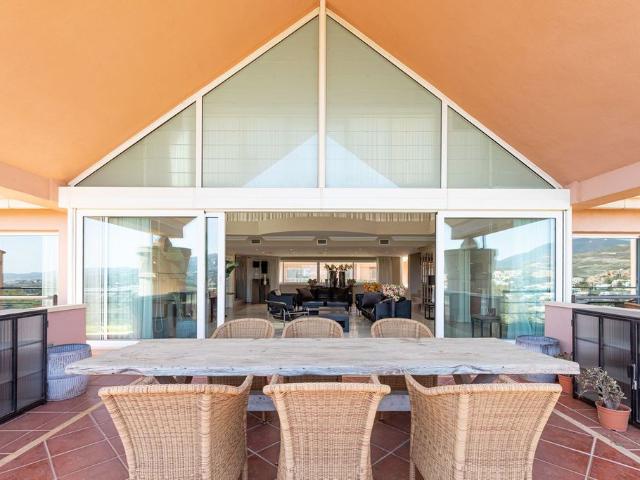 Ático en venta en Nueva Andalucía, Costa del Sol Occidental