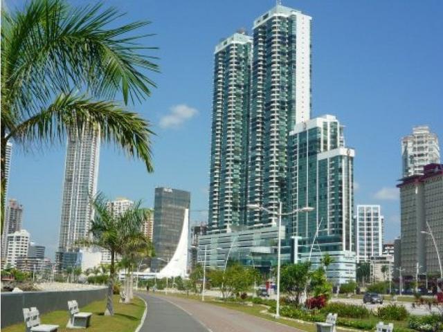 Apartamento venta en Colón