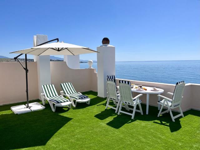 Ático en venta en Barriada Islas Canarias, Costa del Sol Occidental