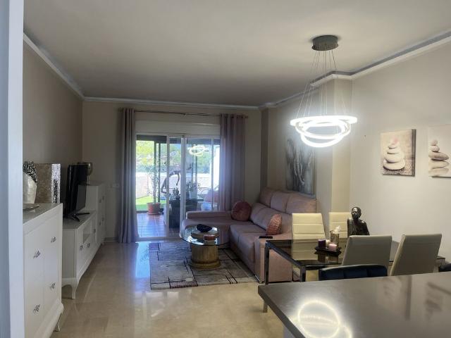 Ático en venta en Barriada Islas Canarias, Costa del Sol Occidental