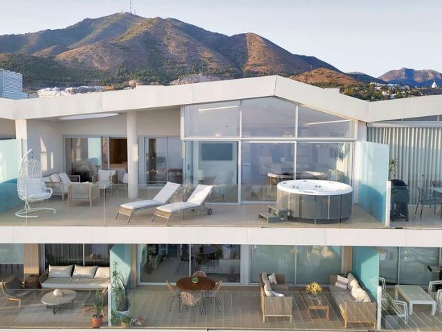 Ático en venta en Los Boliches, Costa del Sol Occidental