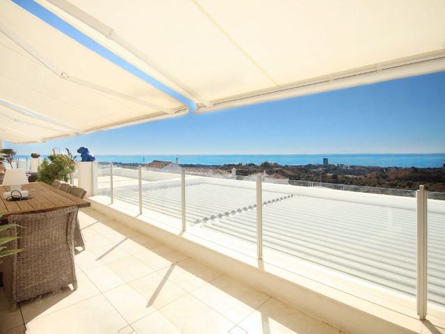 Ático en venta en Rio Real, Costa del Sol Occidental