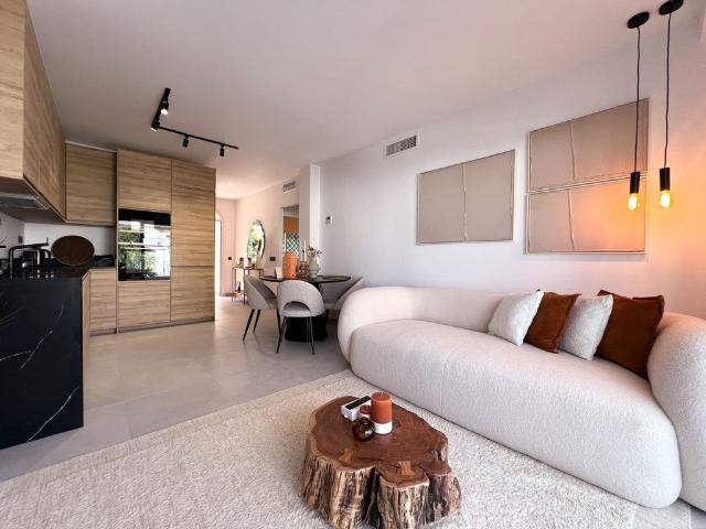 Ático en venta en Nueva Andalucía, Costa del Sol Occidental