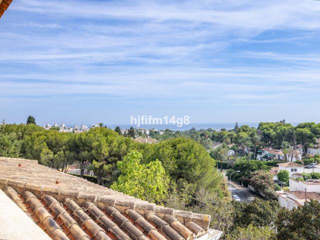 Ático en venta en Nueva Andalucía, Costa del Sol Occidental