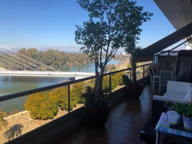 Ático en venta en Distrito Macarena, Sevilla