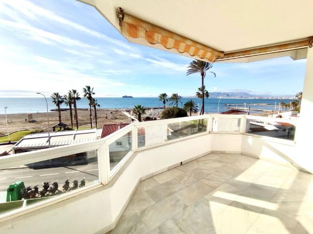 Ático en venta en Este, Málaga