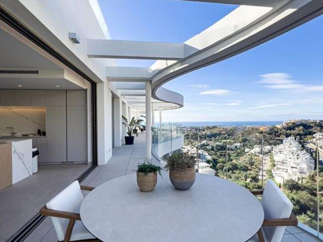 Ático en venta en Altos de la Quinta II, Benahavís