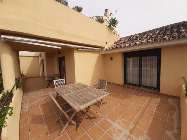 Ático en alquiler en Estepona, Bel-Air