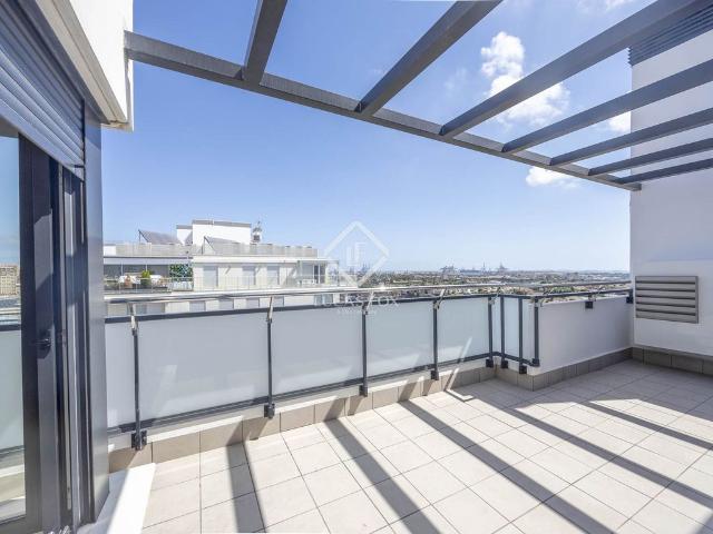 Ático en alquiler en Valencia