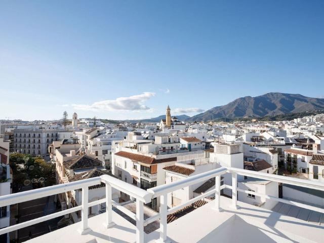 Ático en venta en Barriada Islas Canarias, Costa del Sol Occidental