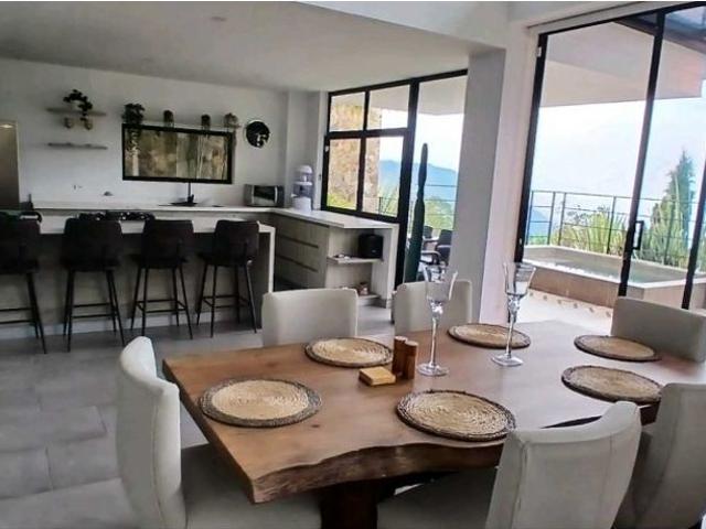 Exclusivo ático en alquiler Envigado, Departamento de Antioquia