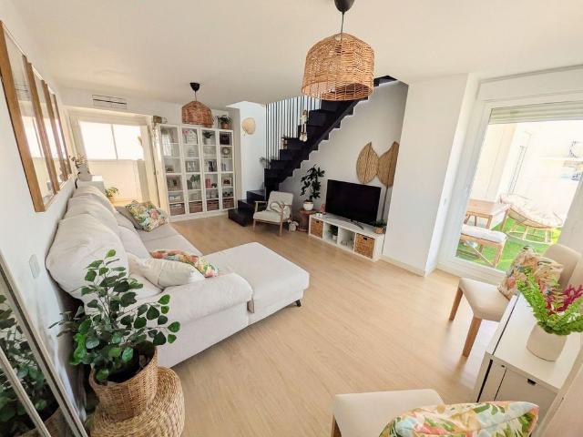 Ático en venta en Barriada Islas Canarias, Costa del Sol Occidental