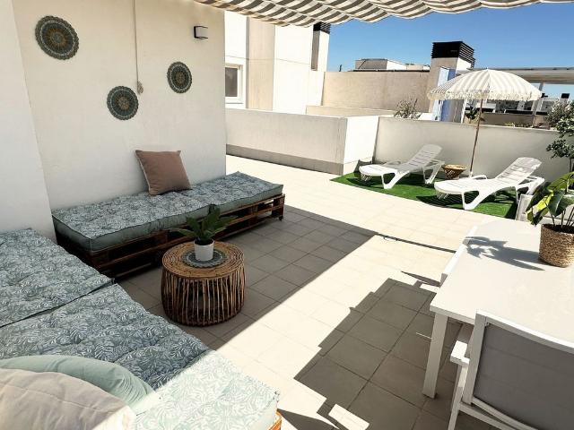 Ático en venta en Barriada Islas Canarias, Costa del Sol Occidental