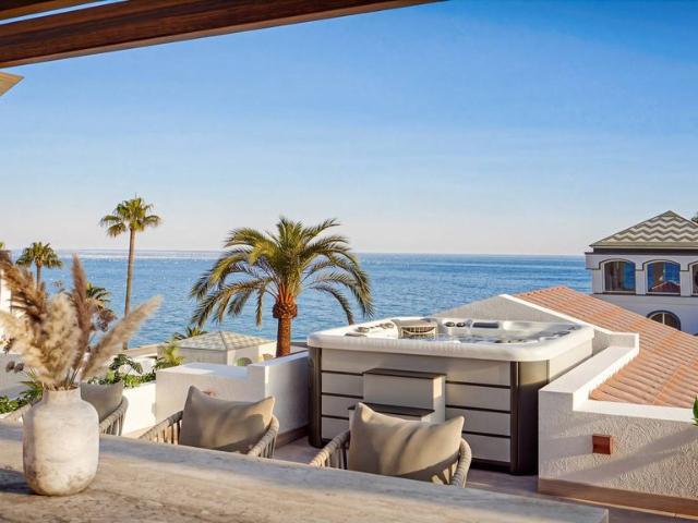 Ático en venta en Barriada Islas Canarias, Costa del Sol Occidental
