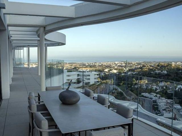 Ático en venta en Benahavís, Málaga