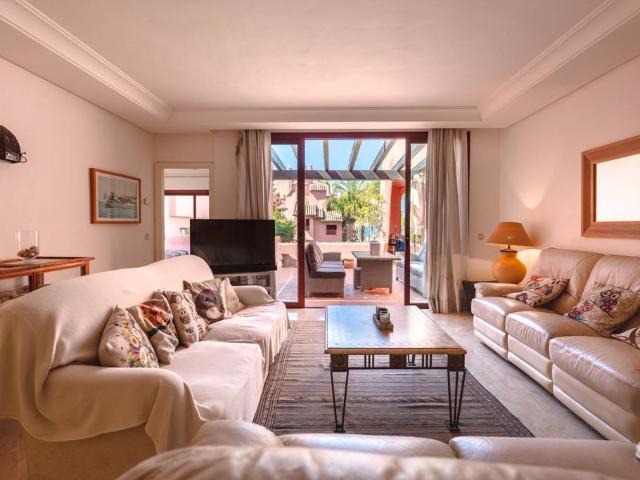 Ático en venta en Barriada Islas Canarias, Costa del Sol Occidental