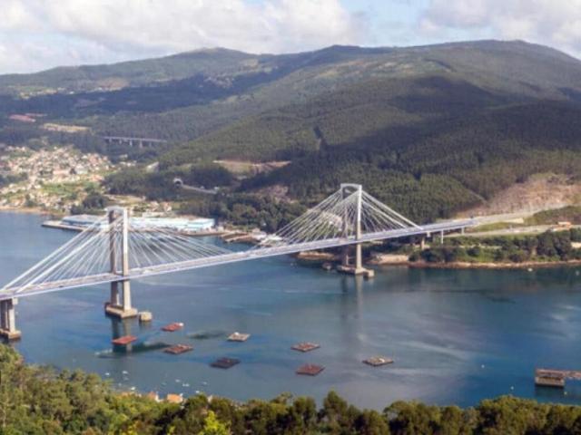 Ático en venta en Deza, Pontevedra