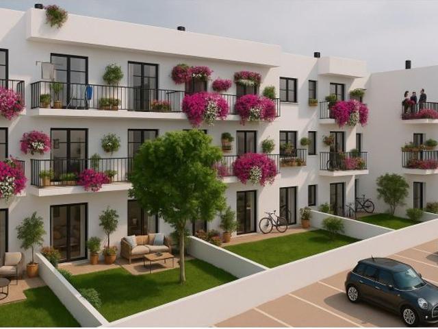 Piso en venta en Cala Bona, Llevant