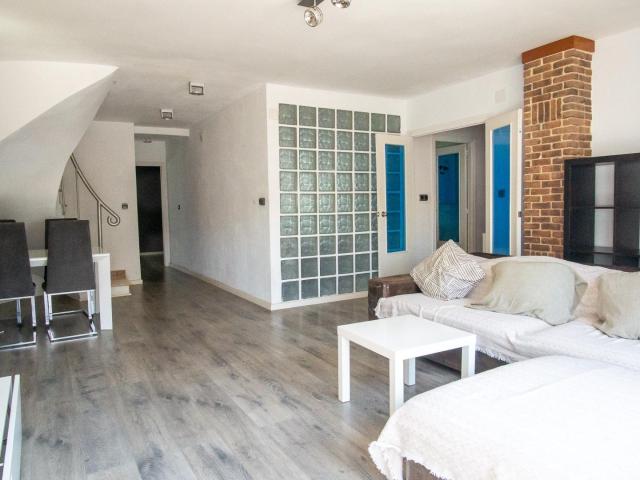Dúplex en alquiler en Prosperidad, el Vinalopó Mitjà / El Vinalopó Medio