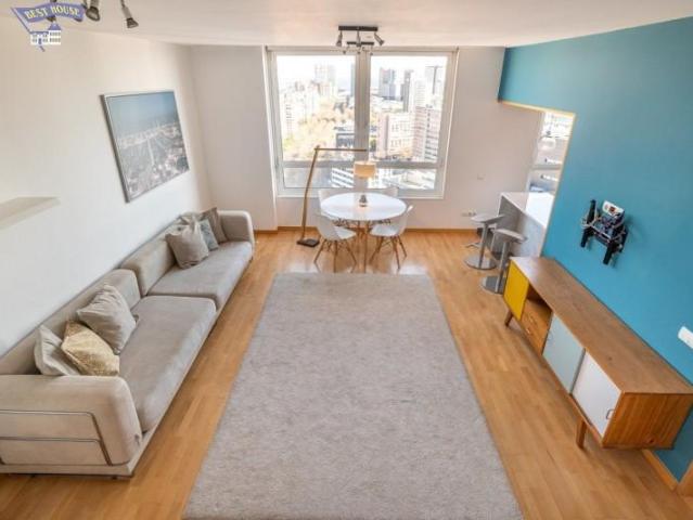 Dúplex en alquiler en Barcelona, Provençals del Poblenou Dúplex en alquiler en Barcelona, Provençals del Poblenou