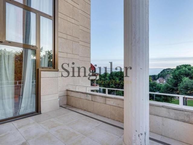 Dúplex en alquiler en les Corts, Barcelonès