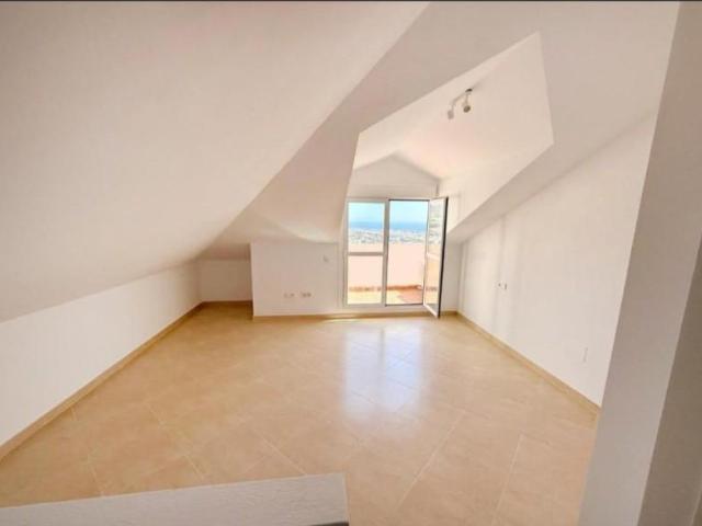 Dúplex en alquiler en Benalmádena, La Sierrezuela