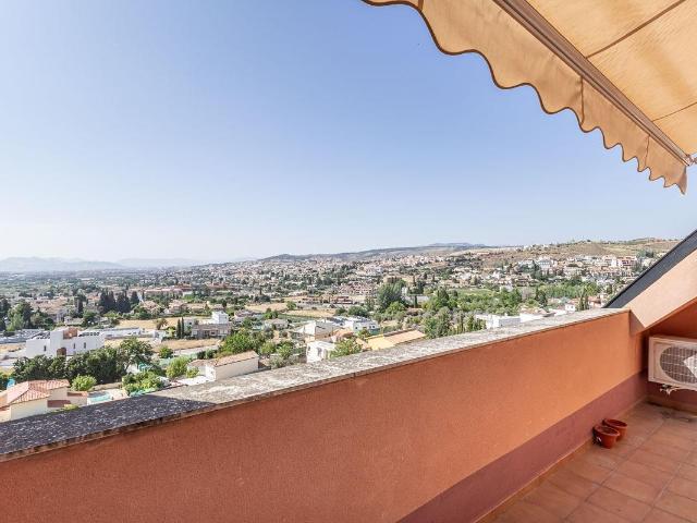 Dúplex en venta en Monachil, Granada