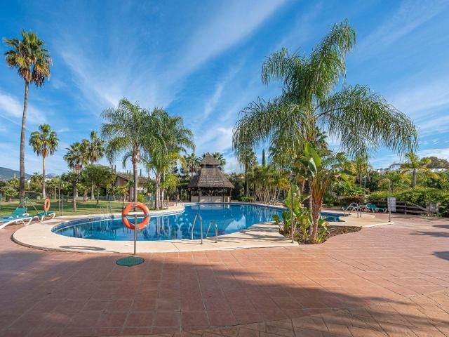 Piso en venta en Rincon de Pilar, Costa del Sol Occidental