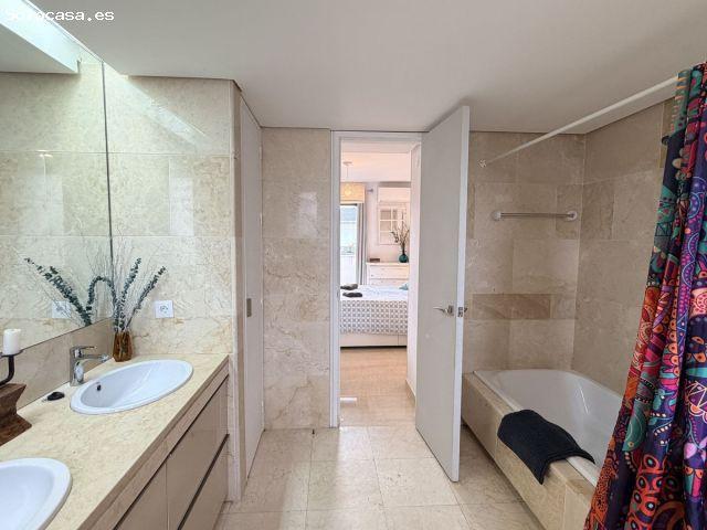 Piso en venta en La Alcaidesa, Campo de Gibraltar