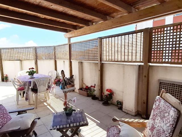 Dúplex en venta en Coslada, Grup Sant Vicent Ferrer