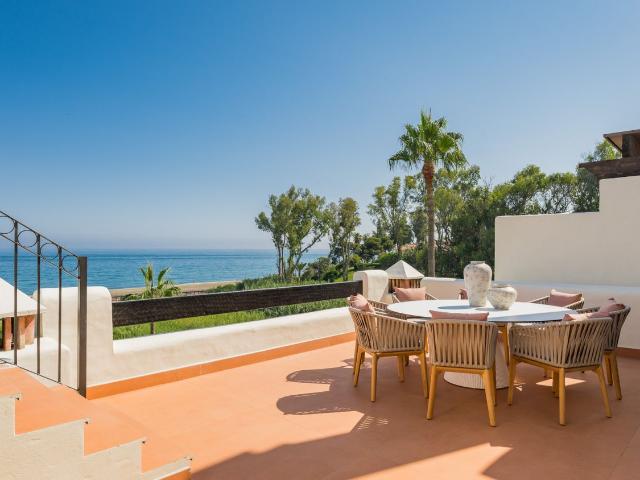 Dúplex en venta en Barriada Islas Canarias, Costa del Sol Occidental
