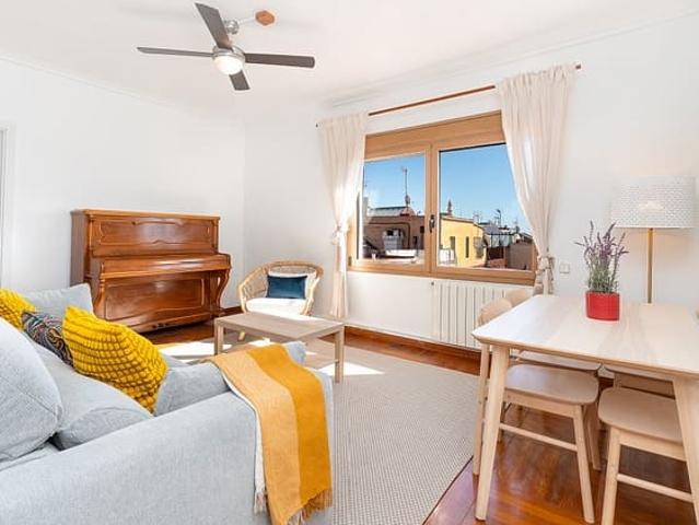 Ático en alquiler en el Poble-sec, Barcelona