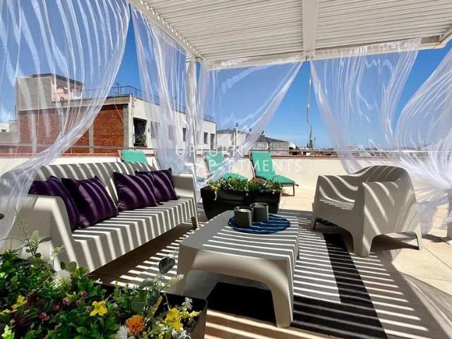 Ático en alquiler en Eixample, Barcelona