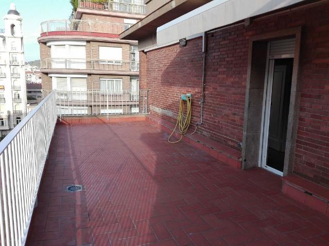 Ático en alquiler en Sarrià - Sant Gervasi, Barcelonès