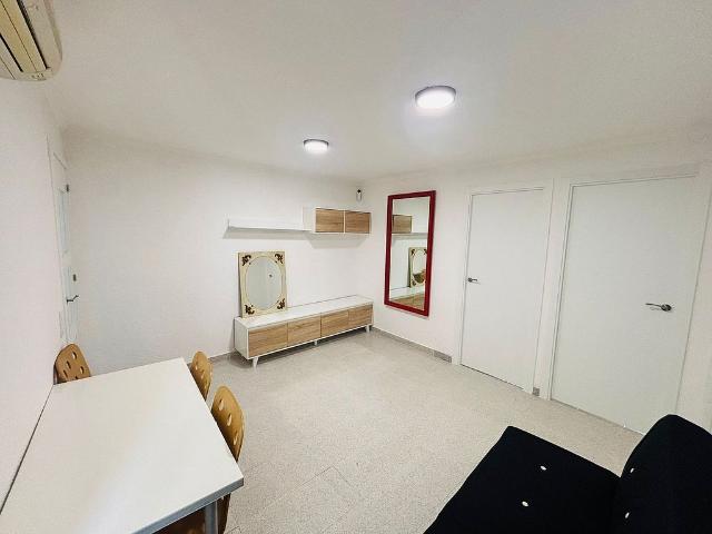 Ático en alquiler en L'hospitalet De Llobregat, Barcelona