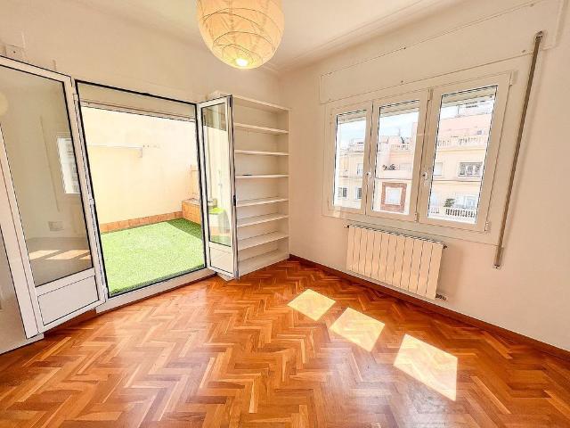 Ático en alquiler en les Corts, Barcelona