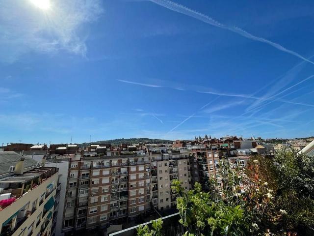 Ático en alquiler en Eixample, Barcelona