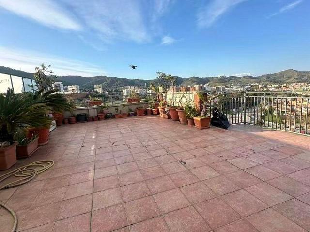 Ático en alquiler en Horta-Guinardó, Barcelonès