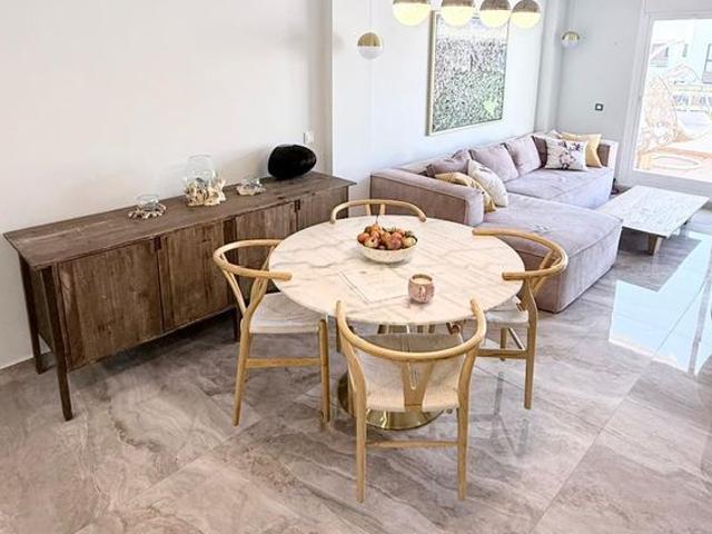 Casa en alquiler en Barriada Islas Canarias, Estepona