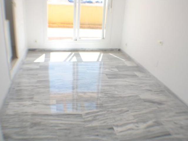 Piso en alquiler en Barriada Blas Infante, Estepona
