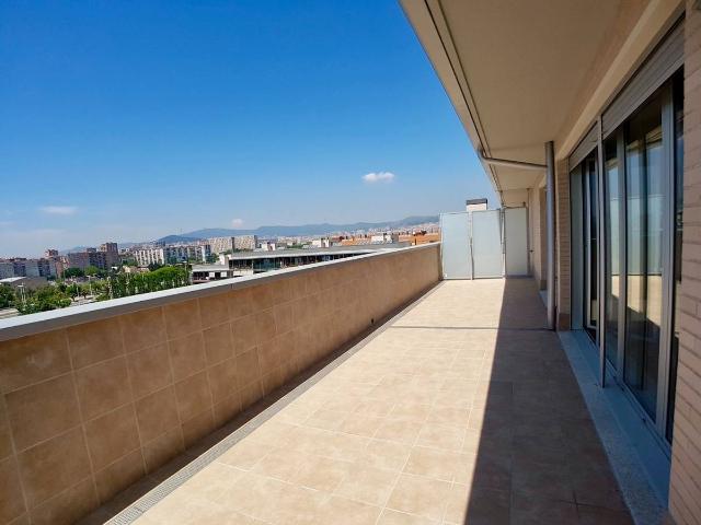 Ático en alquiler en Sant Adrià Nord - districte 1, Barcelonès