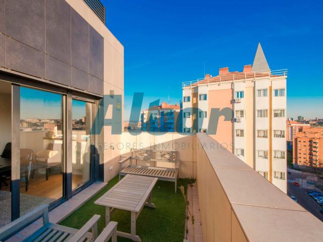 Casa en alquiler en Madrid, San Juan Bautista
