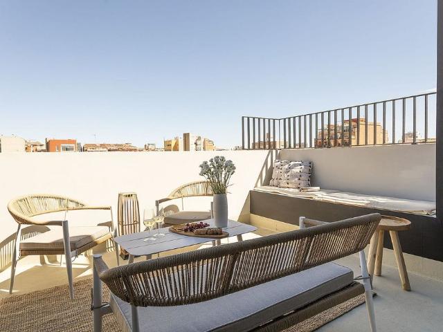 Ático en alquiler en Sant Martí, Barcelonès