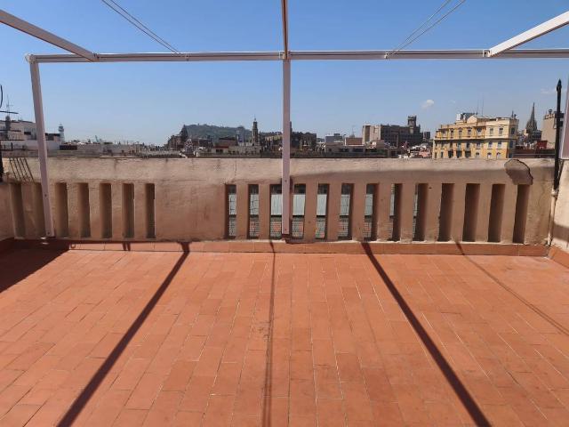 Ático en alquiler en Barcelonès, Catalunya