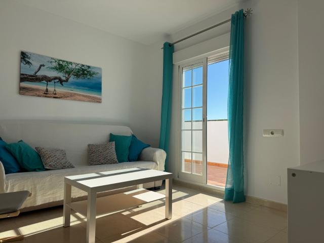 Ático en alquiler en Castillo Bajo-Conejito, La Axarquía