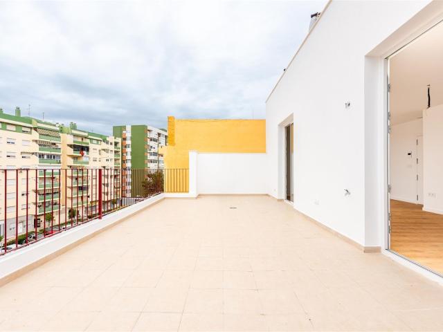 Apartamento en venta en Torre del Mar, La Axarquía