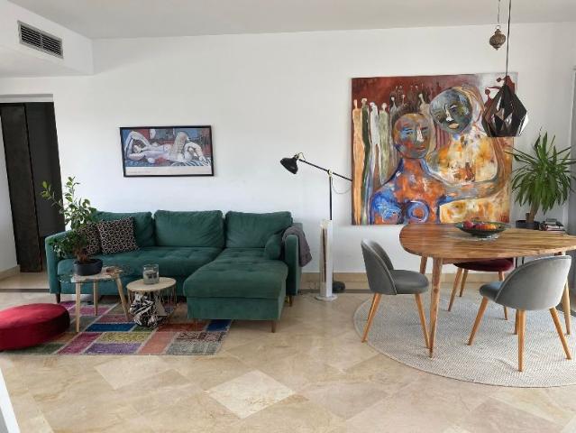 Piso en alquiler en El Presidente, Costa del Sol Occidental