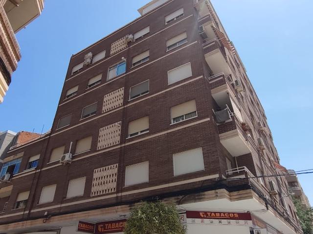 Ático en venta en les Vinyes, el Vinalopó Mitjà / El Vinalopó Medio