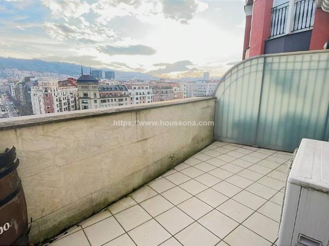 Ático en venta en Bilbao, Casco Viejo
